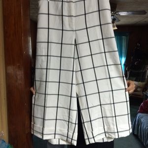 Lane Bryant Wide Leg Capri Pants